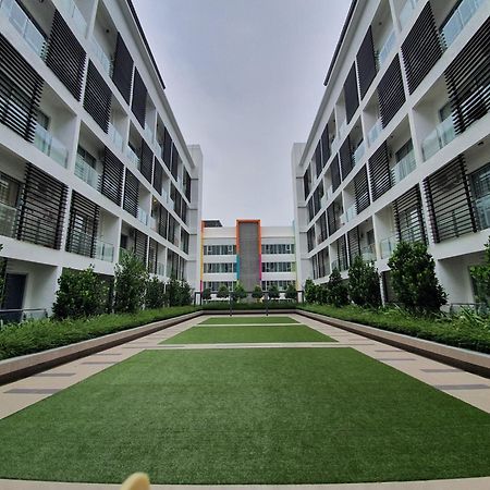 Laxzone 2.0 Apartment Кота Кинабалу Екстериор снимка