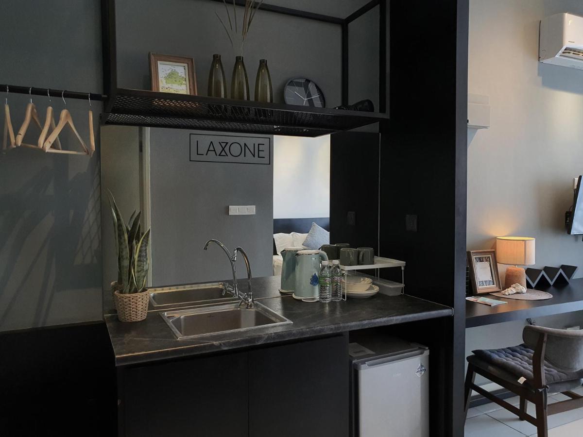 Laxzone 2.0 Apartment Кота Кинабалу Екстериор снимка