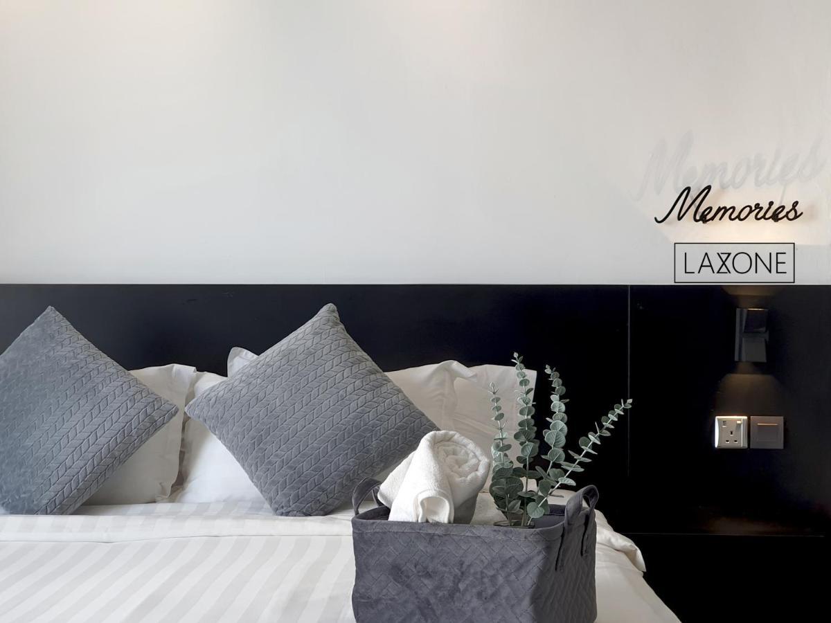 Laxzone 2.0 Apartment Кота Кинабалу Екстериор снимка