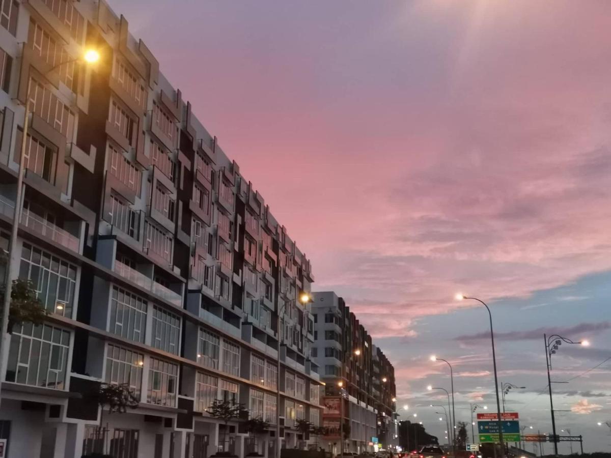 Laxzone 2.0 Apartment Кота Кинабалу Екстериор снимка